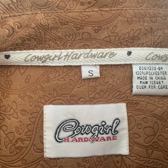 Faux suede brown Cowgirl Hardware western shirt. Rhinestone snaps. never worn - Picture 8 of 10